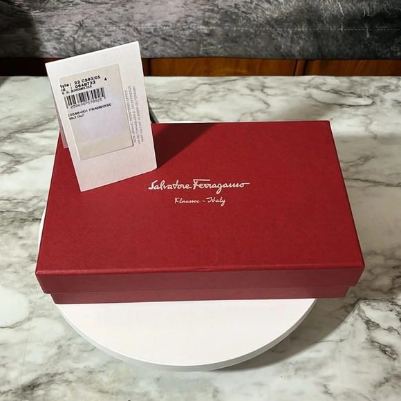 Salvatore Ferragamo Vara Bow Continental Wallet Pink with Gold Pinstripe. GUC - Picture 12 of 13